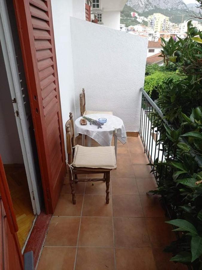 Studio Darija For 2 Persons S Terasom Wi-Fi & Parking Apartamento Makarska Exterior foto